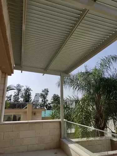 בנייה והתקנת פרגולת אלומיניום 3